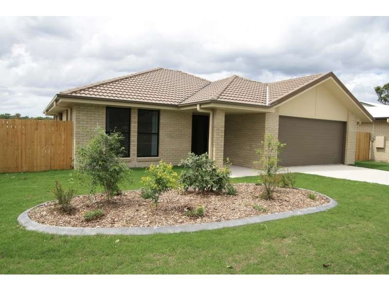 33 Fourth Avenue, Marsden QLD 4132