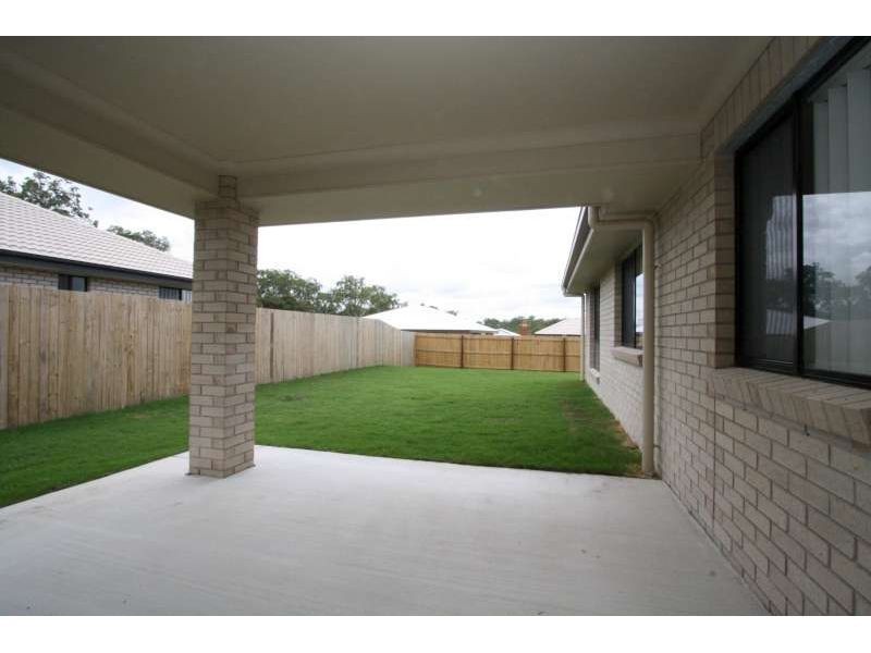 33 Fourth Avenue, Marsden QLD 4132