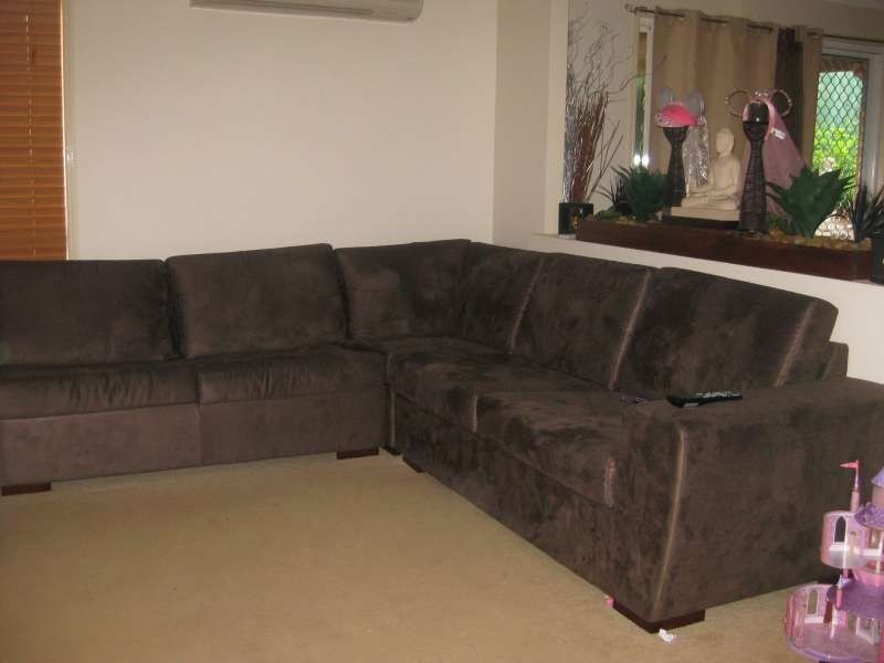 8 Macadam Court, Kallangur QLD 4503