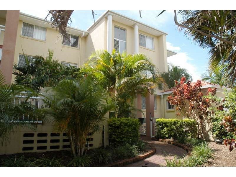 12/2761 Gold Coast Highway, Broadbeach QLD 4218
