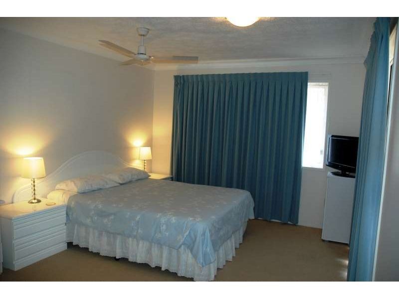 12/2761 Gold Coast Highway, Broadbeach QLD 4218