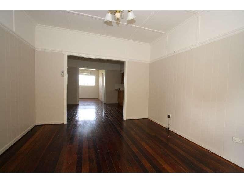 76 Barkoola Street, Upper Mount Gravatt QLD 4122