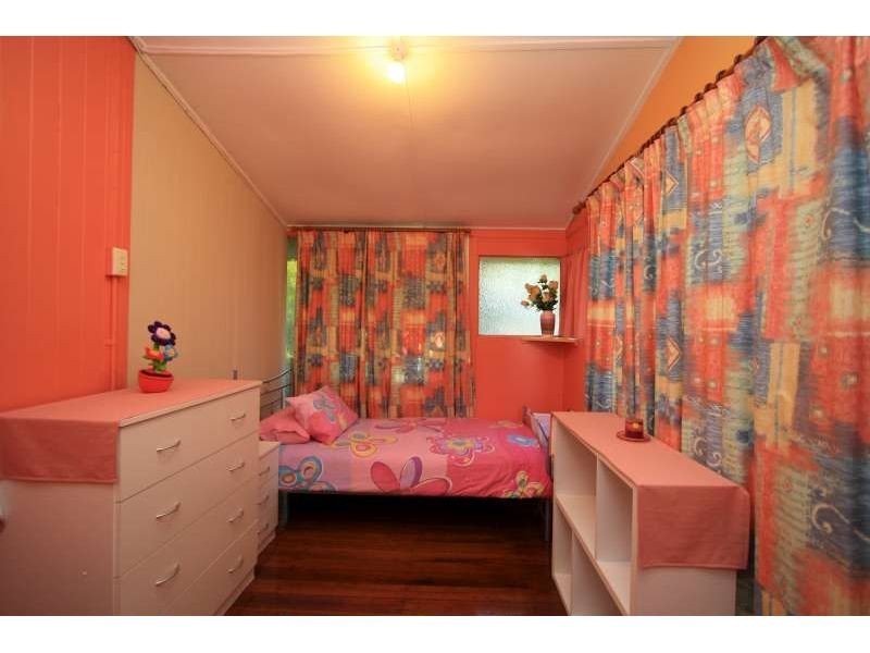 42a Balmoral Street, Hawthorne QLD 4171