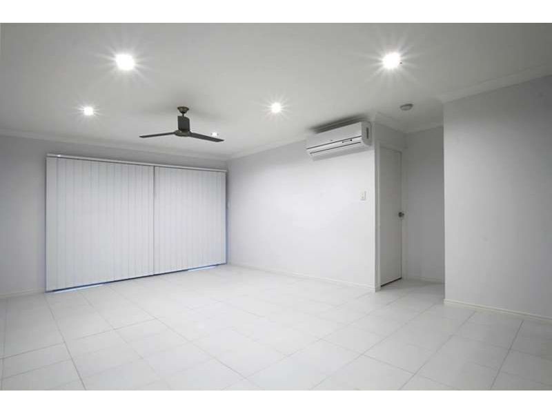 1/5 Sims Street, Caboolture QLD 4510