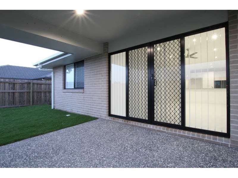 1/5 Sims Street, Caboolture QLD 4510