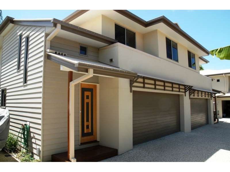 2/59 Muir Street, Labrador QLD 4215