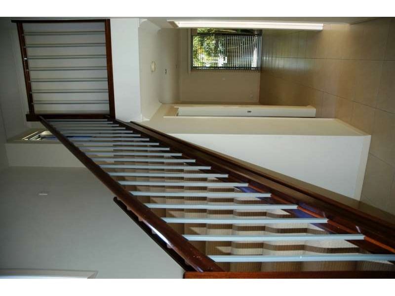 2/59 Muir Street, Labrador QLD 4215