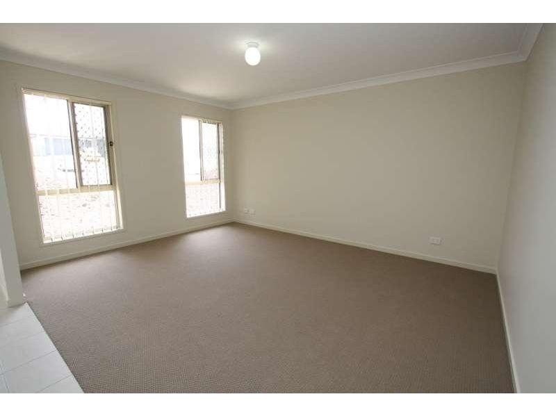 2 Serenity Court, Crestmead QLD 4132