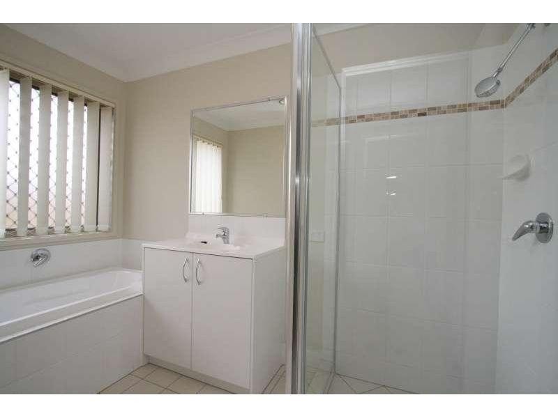 2 Serenity Court, Crestmead QLD 4132