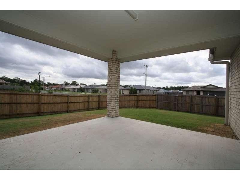 2 Serenity Court, Crestmead QLD 4132