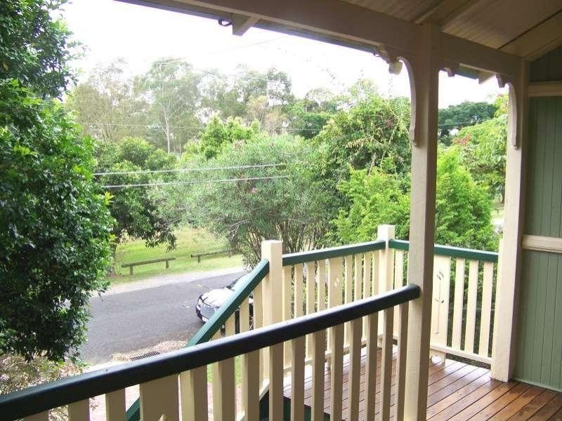 23 Empress Terrace, Bardon QLD 4065