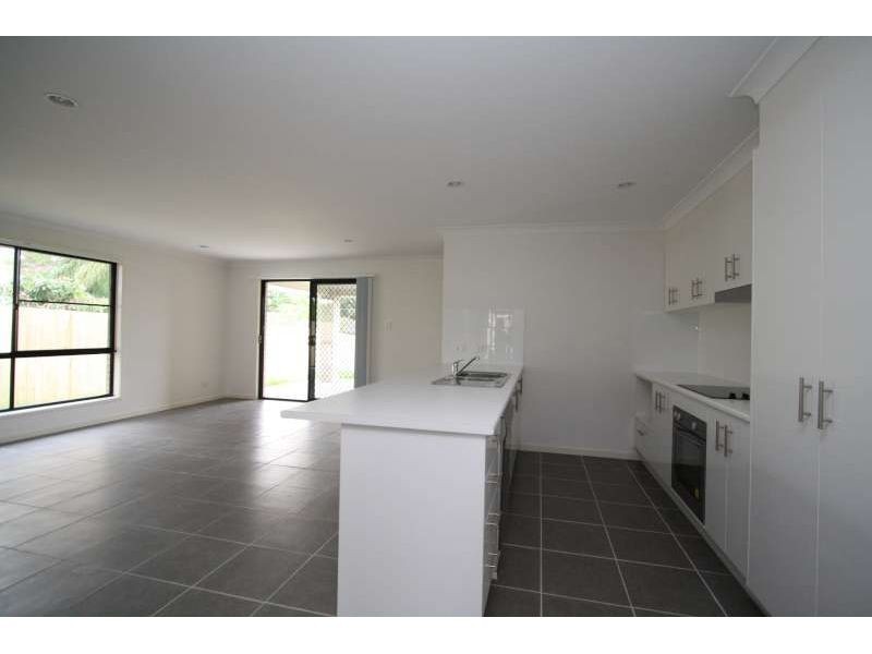 39 Fourth Avenue, Marsden QLD 4132