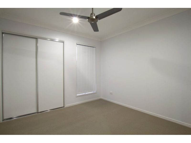 1, 8 Thistle Street, Caboolture QLD 4510