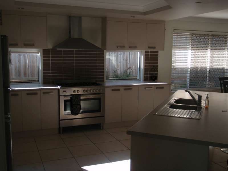 23 Demby Crescent, Wakerley QLD 4154