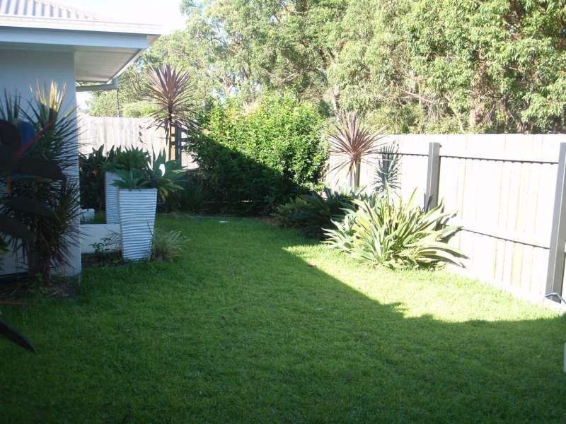 23 Demby Crescent, Wakerley QLD 4154