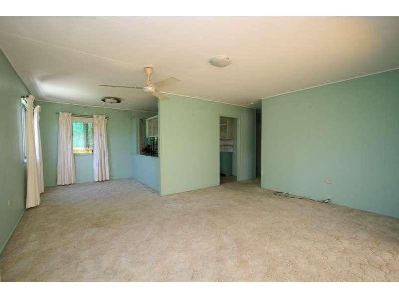 859 Cavendish Road, Holland Park QLD 4121