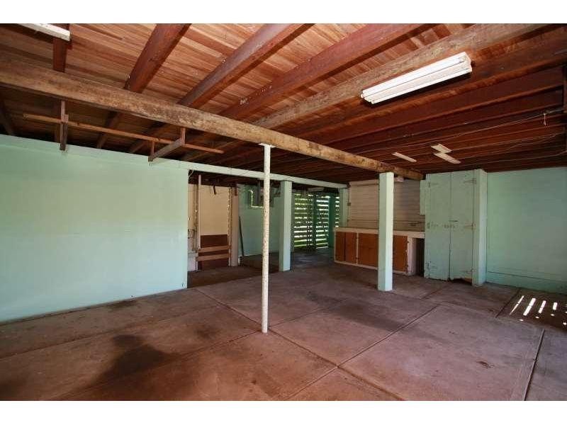 859 Cavendish Road, Holland Park QLD 4121