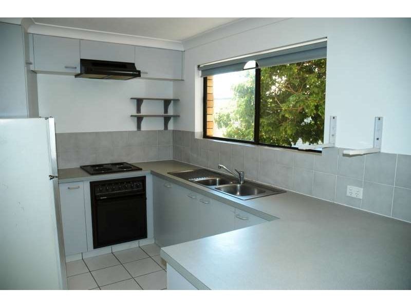 3/66 Dutton Street, Coolangatta QLD 4225