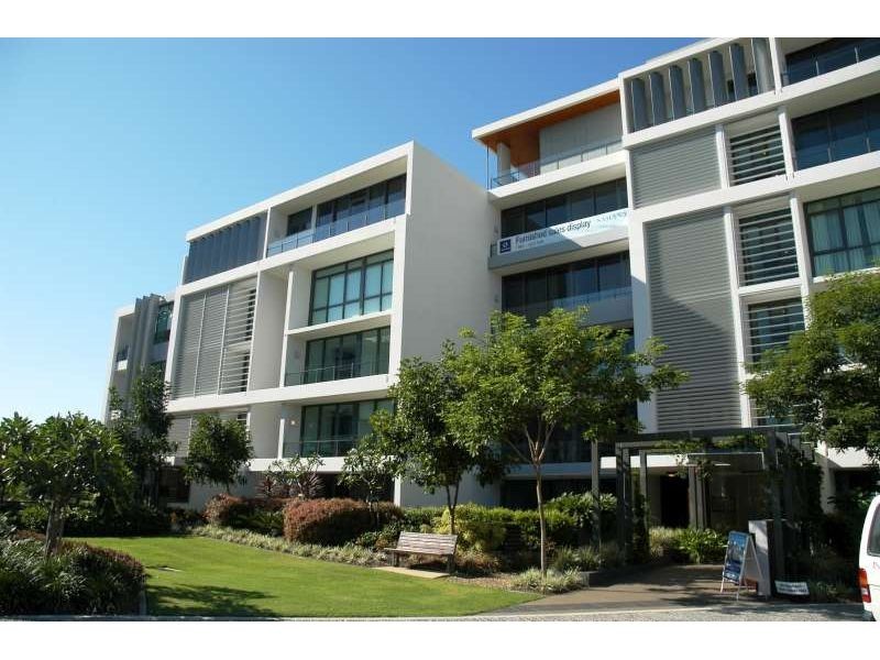 7303, 323 Bayview Street, Hollywell QLD 4216