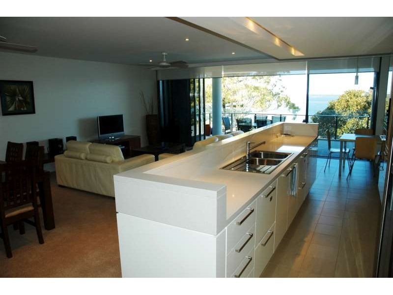 7303, 323 Bayview Street, Hollywell QLD 4216