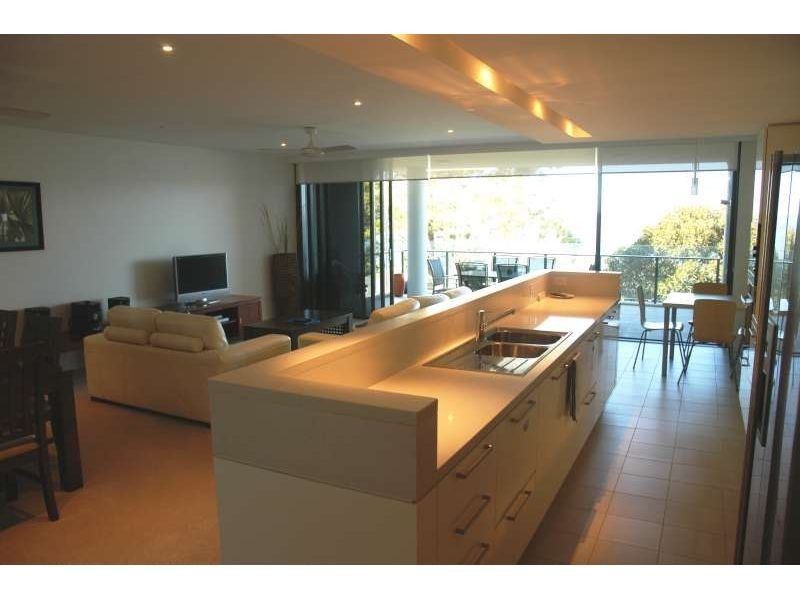 7303, 323 Bayview Street, Hollywell QLD 4216