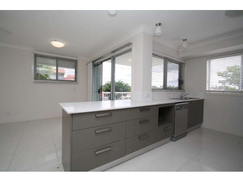 1/66 Wilkie Street, Yeerongpilly QLD 4105