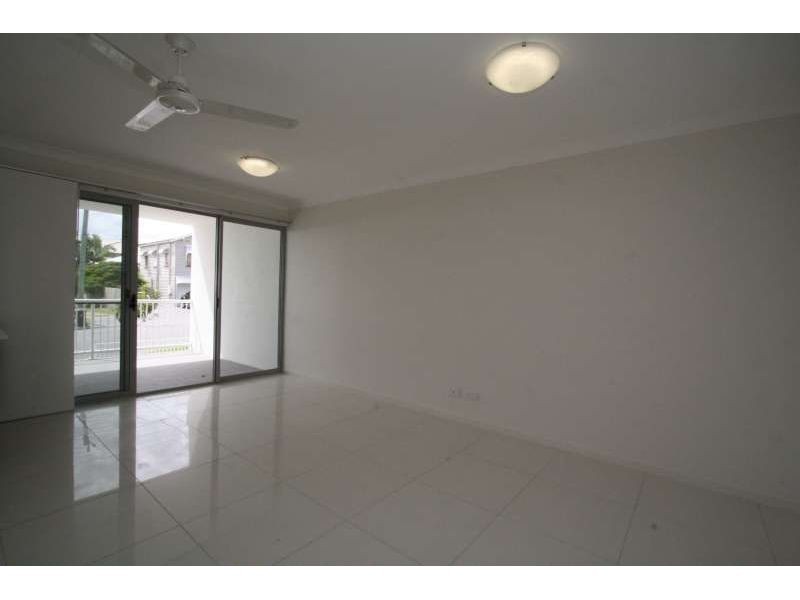 2/66 Wilkie Street, Yeerongpilly QLD 4105