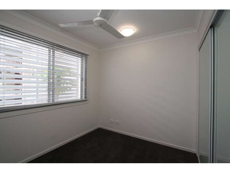 2/66 Wilkie Street, Yeerongpilly QLD 4105