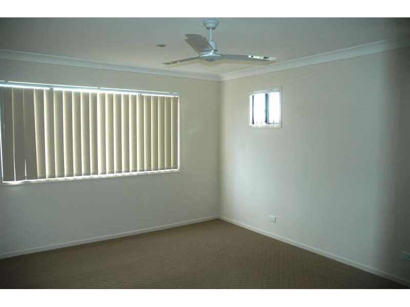 16 Kelly Avenue, Coomera QLD 4209