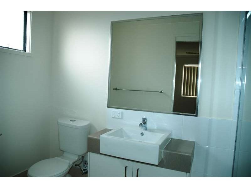 16 Kelly Avenue, Coomera QLD 4209