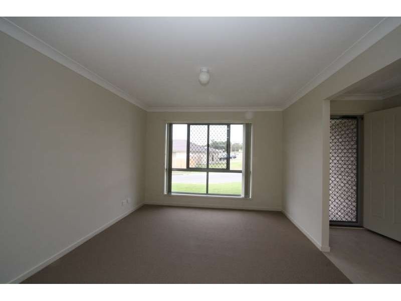 3 Serenity Court, Crestmead QLD 4132