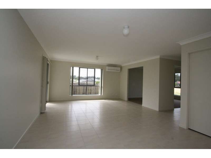 3 Serenity Court, Crestmead QLD 4132
