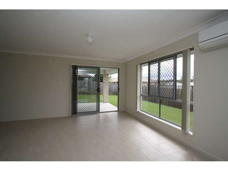 3 Serenity Court, Crestmead QLD 4132