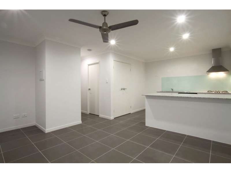 2/29 Toby Close, Kallangur QLD 4503