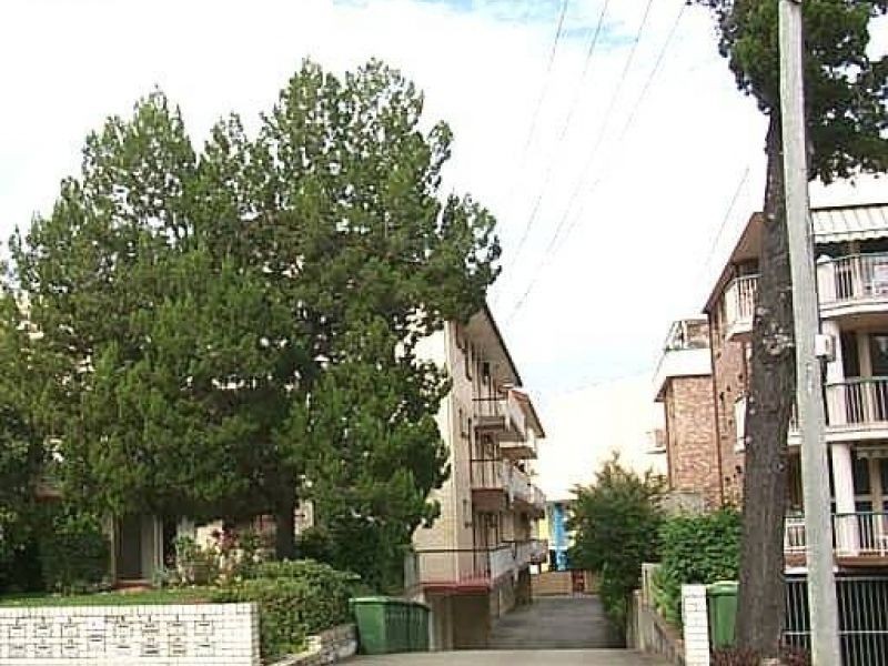 13/63 Bauer Street, Southport QLD 4215