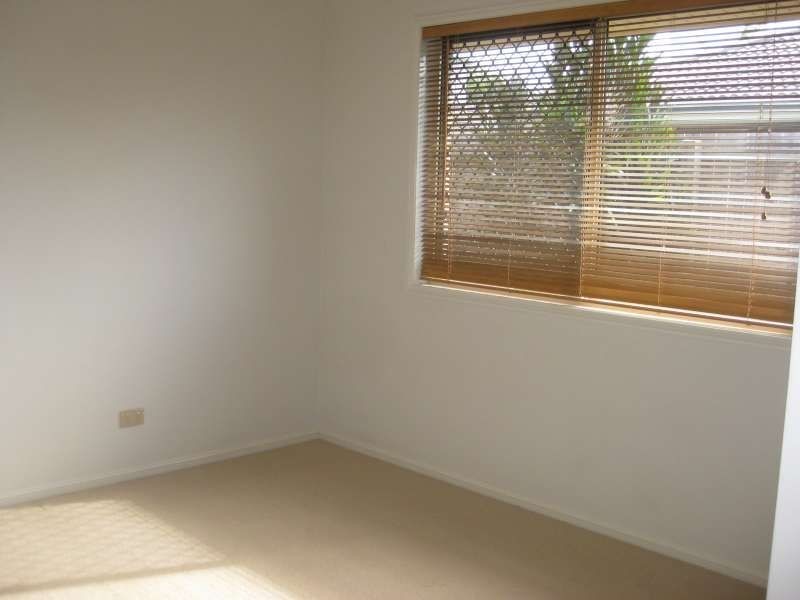 15 Seabiscuit Crescent, Kallangur QLD 4503