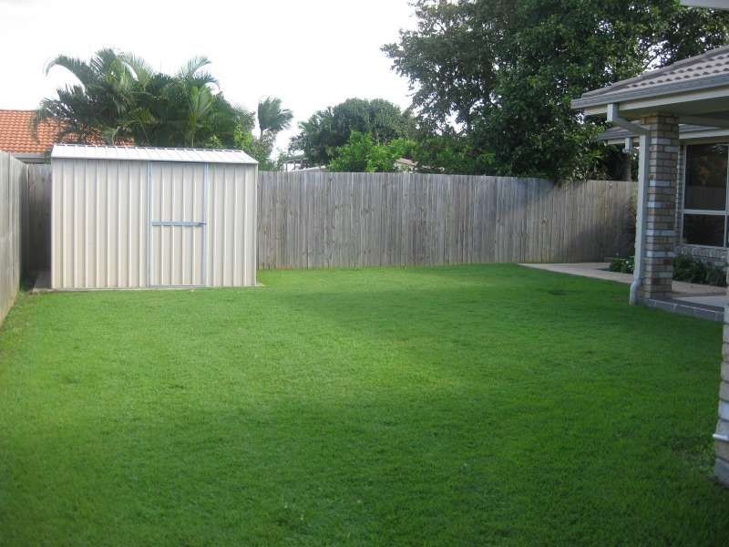 15 Seabiscuit Crescent, Kallangur QLD 4503