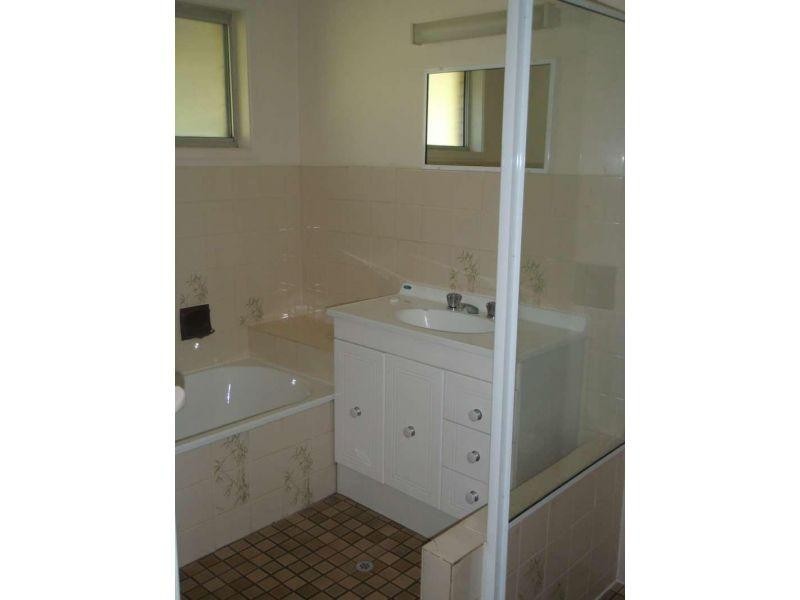 3 Angela Crescent, Cleveland QLD 4163