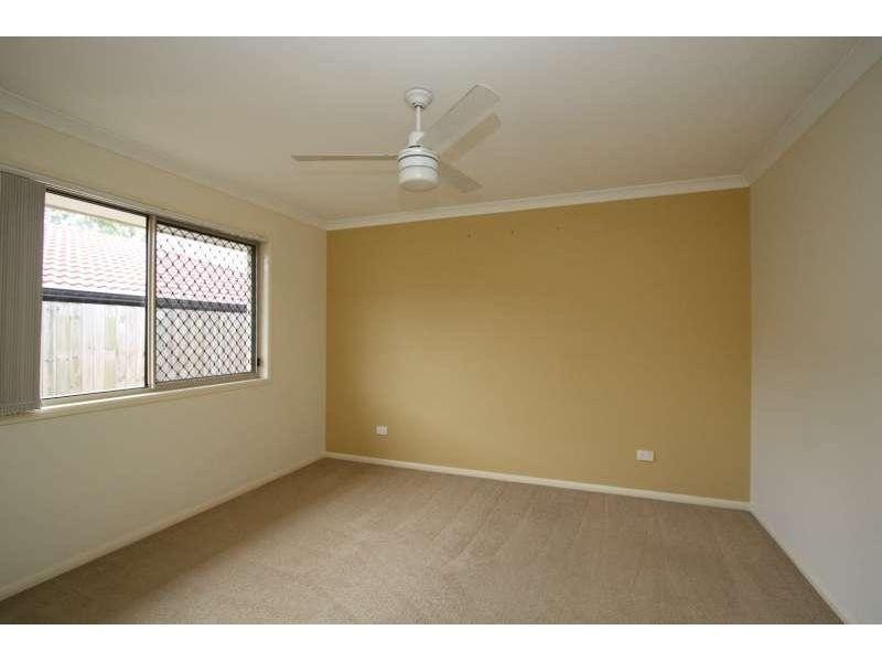 35 Dart Place, Parkinson QLD 4115