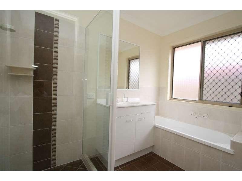 35 Dart Place, Parkinson QLD 4115