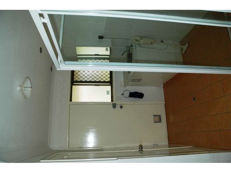 2 McCowan Street, Ashmore QLD 4214