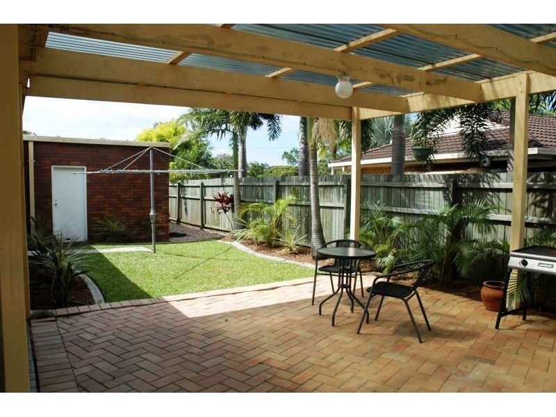 2 McCowan Street, Ashmore QLD 4214