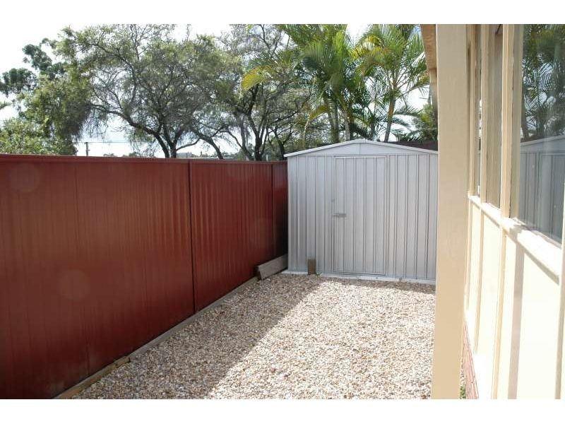 2 McCowan Street, Ashmore QLD 4214