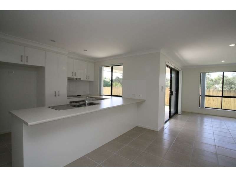 24 Prestige Drive, Marsden QLD 4132