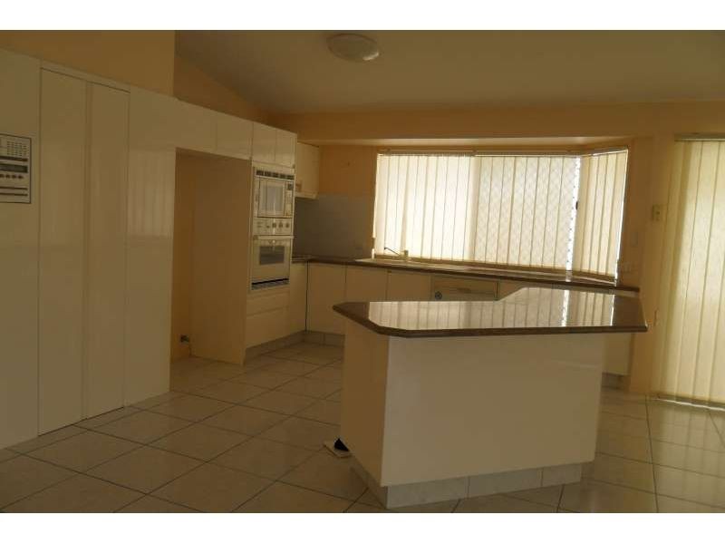 40 Medika Street, Runaway Bay QLD 4216