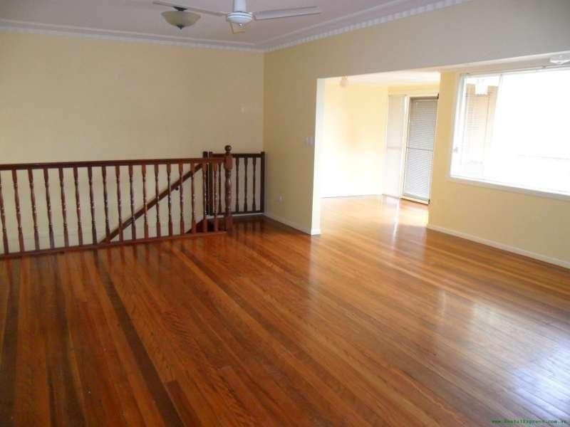 28 Sirius Street, Coorparoo QLD 4151