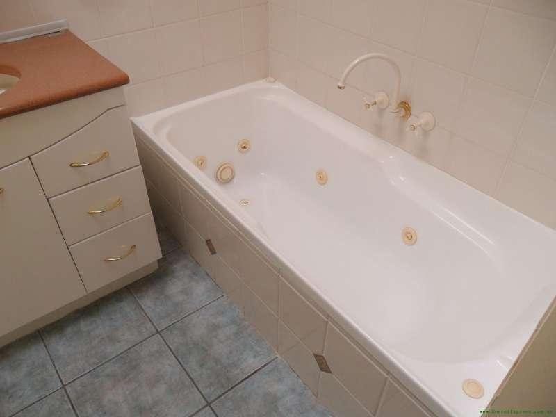 28 Sirius Street, Coorparoo QLD 4151