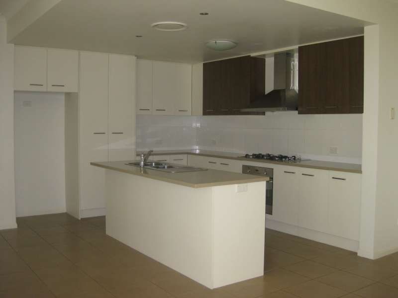 2 Calder Street, North Lakes QLD 4509