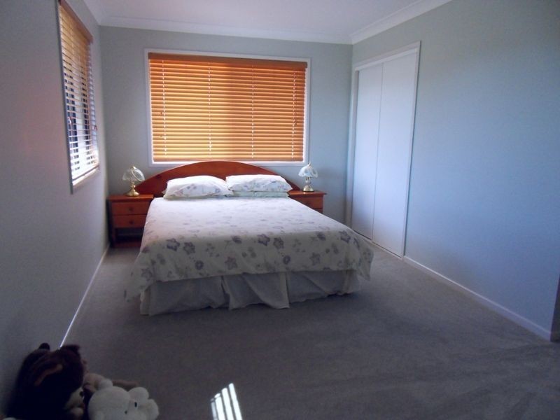 5 River Breeze Court, Windaroo QLD 4207