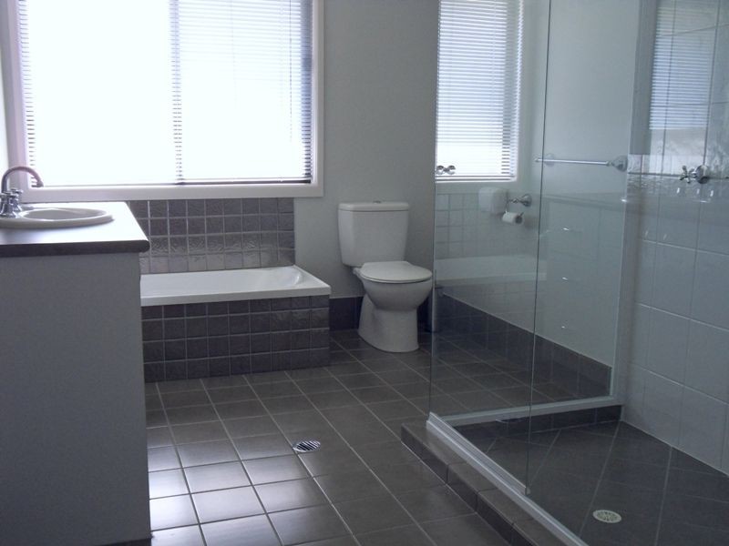 5 River Breeze Court, Windaroo QLD 4207